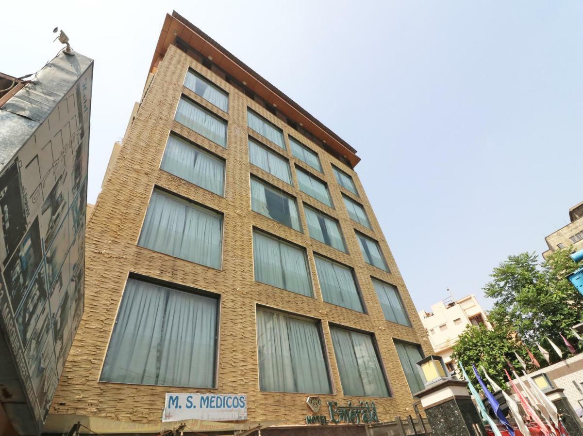 Hotel Emerald كولكاتا المظهر الخارجي الصورة