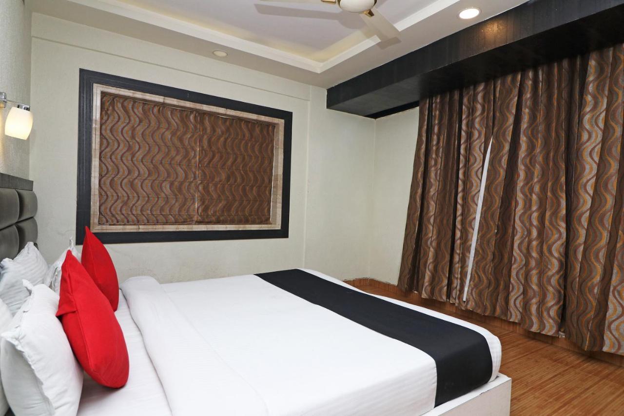 Hotel Emerald كولكاتا المظهر الخارجي الصورة
