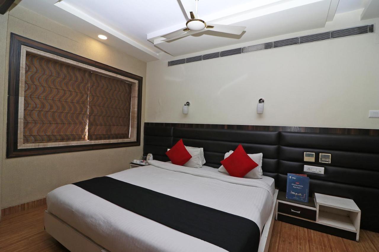 Hotel Emerald كولكاتا المظهر الخارجي الصورة