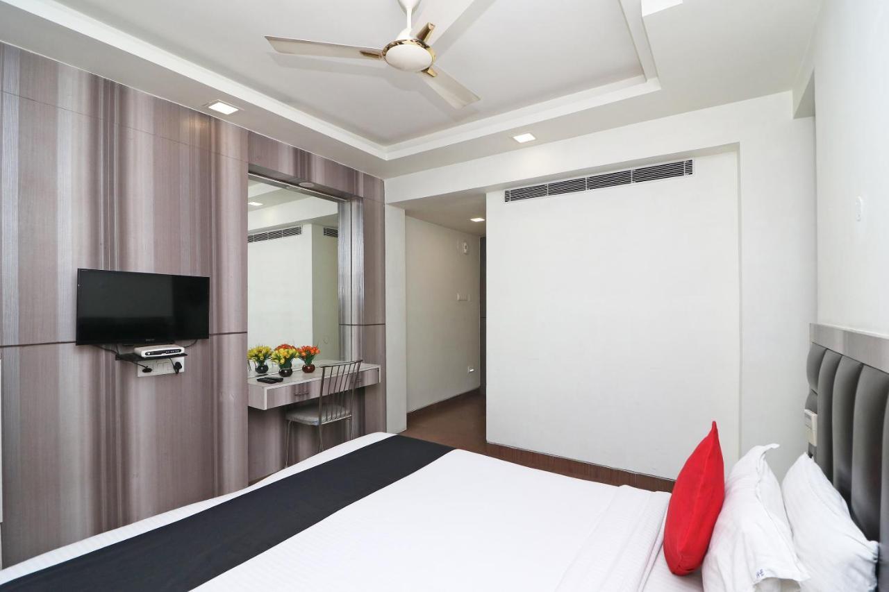 Hotel Emerald كولكاتا المظهر الخارجي الصورة