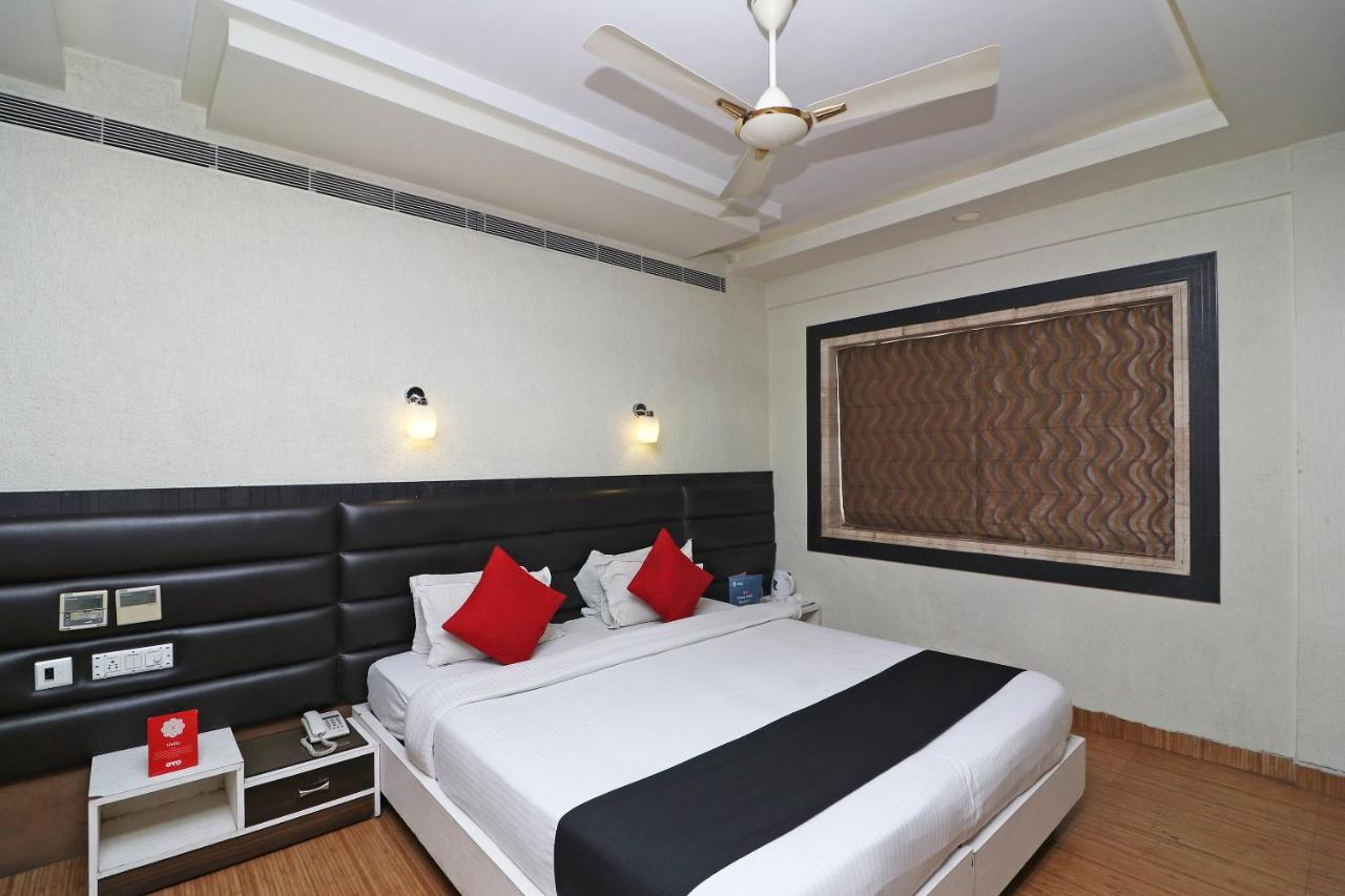 Hotel Emerald كولكاتا المظهر الخارجي الصورة