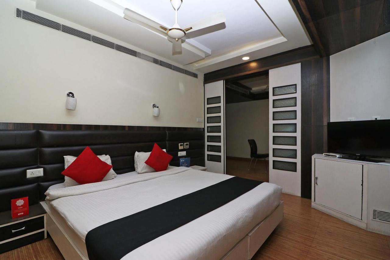 Hotel Emerald كولكاتا المظهر الخارجي الصورة