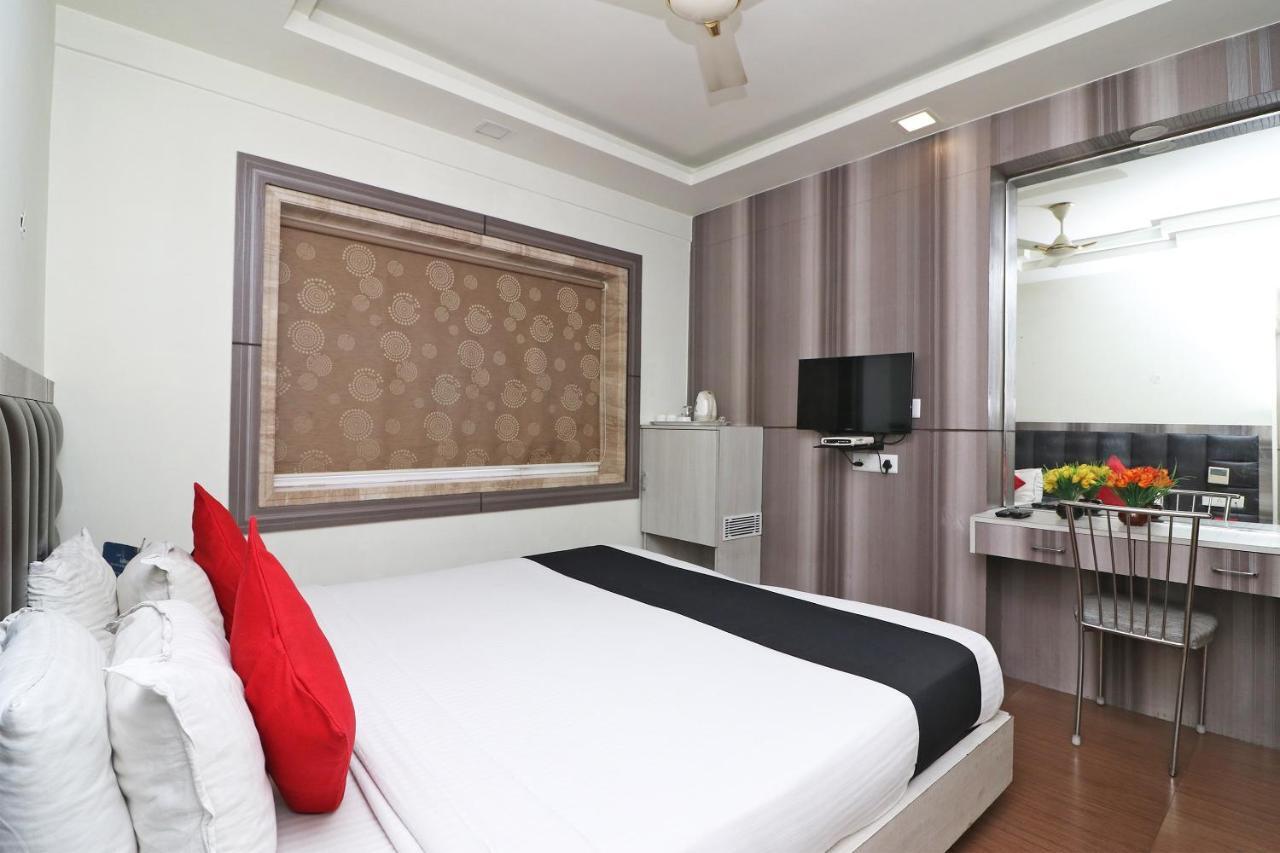 Hotel Emerald كولكاتا المظهر الخارجي الصورة